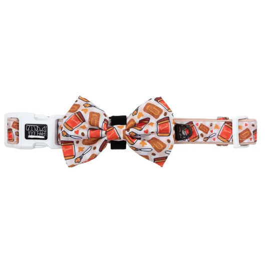 DOG COLLAR & BOW TIE: Biswoof Crunch