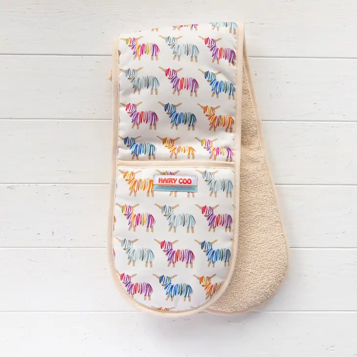 Highland Cow Oven Gloves - Born and Bred in Scotland & Magnet